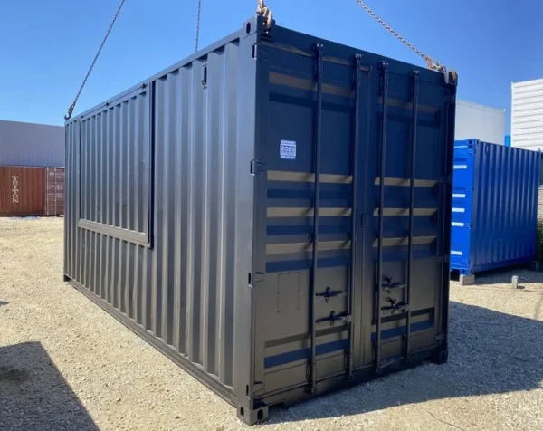 130d33_3b483bffb734444b9784ffe37c63fd9cmv2.webp Conteneur Gastronomique 20 Pieds High Cube avec Trappe Ouverte Vers...