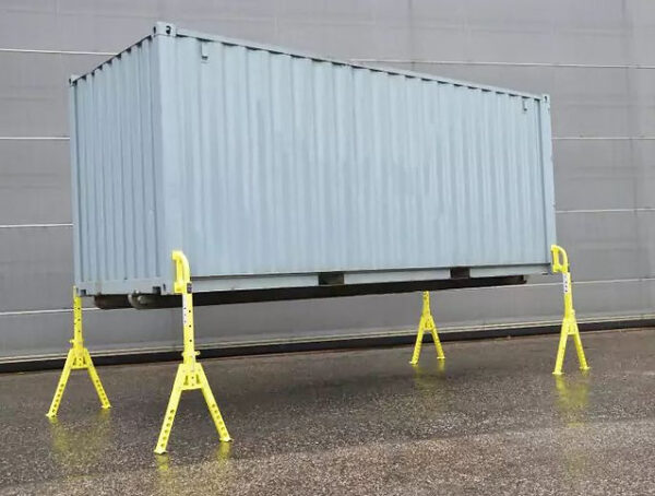 130d33_446791df60e44511a23eacaa49ef68cemv2.jpg 4 Béquilles support pour container-Neuf – Devis Gratuit