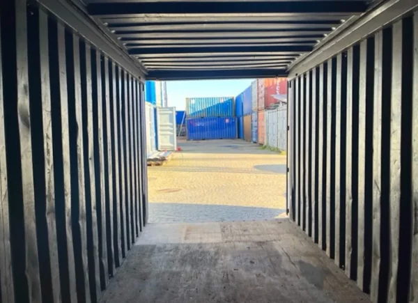 130d33_4b20c6540d75448eae784070528cda02mv2.webp Conteneur 20 pieds doccasion-Neuf | Achat & Livraison Rapide