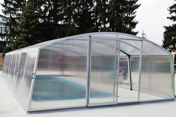 130d33_85620f5d475147b4803e5ebec03eb8e5mv2-1.jpg Abri de piscine Hoch-Neuf – Montage Simple & Rapide