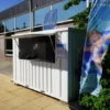 130d33_9a1e55bddfe94870aa89094c5ba4c6a8mv2.webp Conteneur Bar Démontable XL 32 mètres Blanc RAL 9016-Neuf – Devis G...
