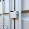 130d33_a89fe87bbd8946c09fd3d7996313a8f5mv2.webp Cache cadenas container-Neuf – Devis Gratuit