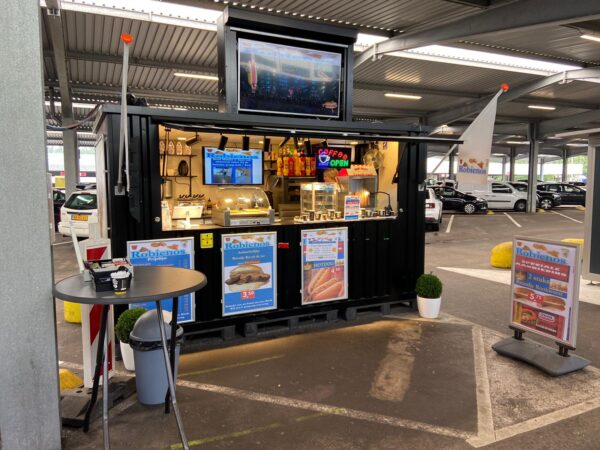 130d33_cd1cda4edf8642a2afa400a395de54c3mv2.jpg Conteneur Bar Démontable 42 mètres XL Noir RAL 9005-Neuf – Devis Gr...