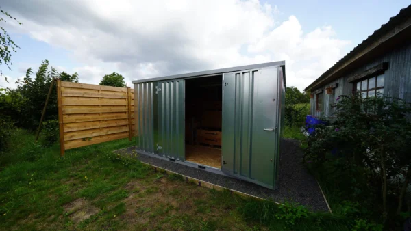 Conteneur de stockage 4 x 2 mètres – avec double porte grand coté-N...