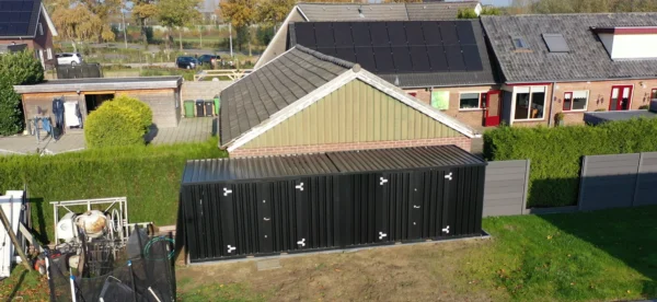 130d33_e205f6c58c934a7b938af59f4747286amv2.webp Grand conteneur de stockage modèle standard 8 x 2 mètres-Neuf – Sto...