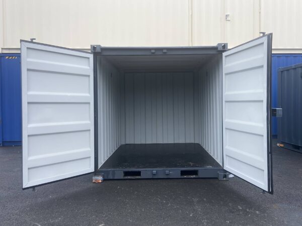 IMG_7392-scaled-1.jpg Container de stockage 9 pieds neuf – 8207 – Stockage Sécurisé & Liv...