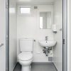 Sanitärblock S1 mit WC und Waschbecken“ Bild Sanitärblock S1 mit Toilette und Waschbecken – Solution Hygiénique ...