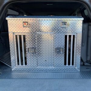att-5768.jpg Coffre transport 2 chiens aluminium avec réservoir