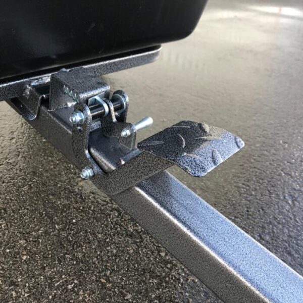 att-5902.jpg Remorque agricole basculante en polypropylène 1550 x 790 mm – Livra...