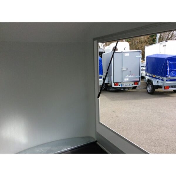 Remorque fourgon atelier C300 hayon porte latérale – Livraison & Ho...