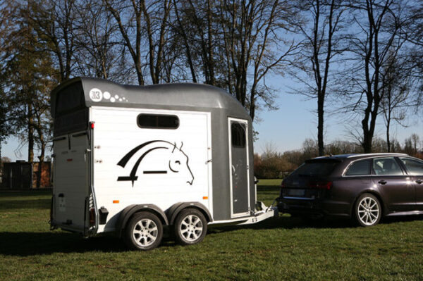 Van Cheval Liberté 2 chevaux GOLD 3 – Transport équin performant – ...