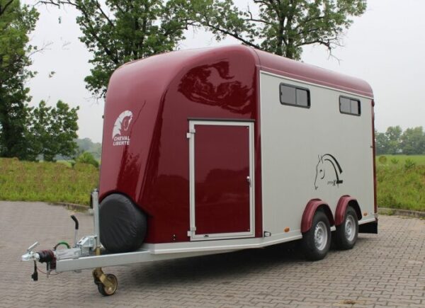 Van Cheval Liberté 4 chevaux Maxi 4 – Transport Équin Homologué