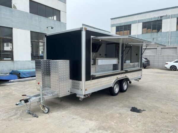 att-8608.jpg Remorque Food-Truck ERZODA Catering Trailer 2400kg – Commerce Ambul...