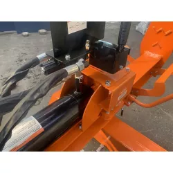 Fendeuse de bûches 27T thermique LIDERFARM – Performances exception...