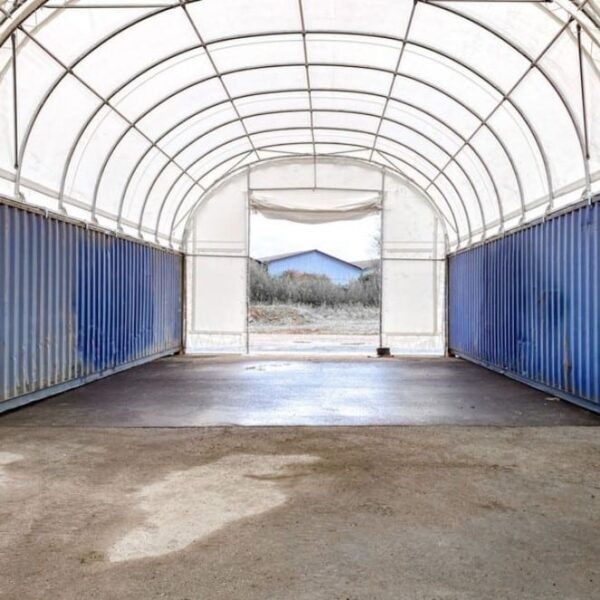 Abri de stockage sur container – 8x12m – Stockage Sécurisé & Livraison