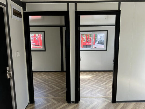 Conteneur Mobile – Tiny House avec Deux Chambres et Cuisine modèle ...