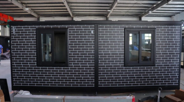 c541a2_23ff6d2b2cdf41f6973ddf23aca98fedmv2.jpg Tiny House Deluxe 19ft x 20ft – Stahlworks 2025-Neuf