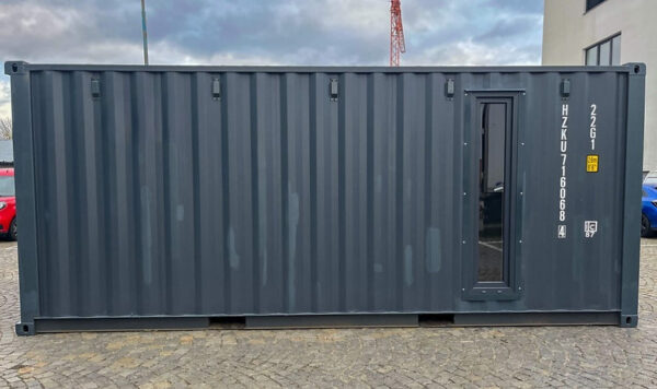 c541a2_a74e7d0158db4191bfd3be03bf13c7a5mv2.jpg Conteneur Maritime 20 avec Portes Garage Sectionnelles-Neuf – Devis...